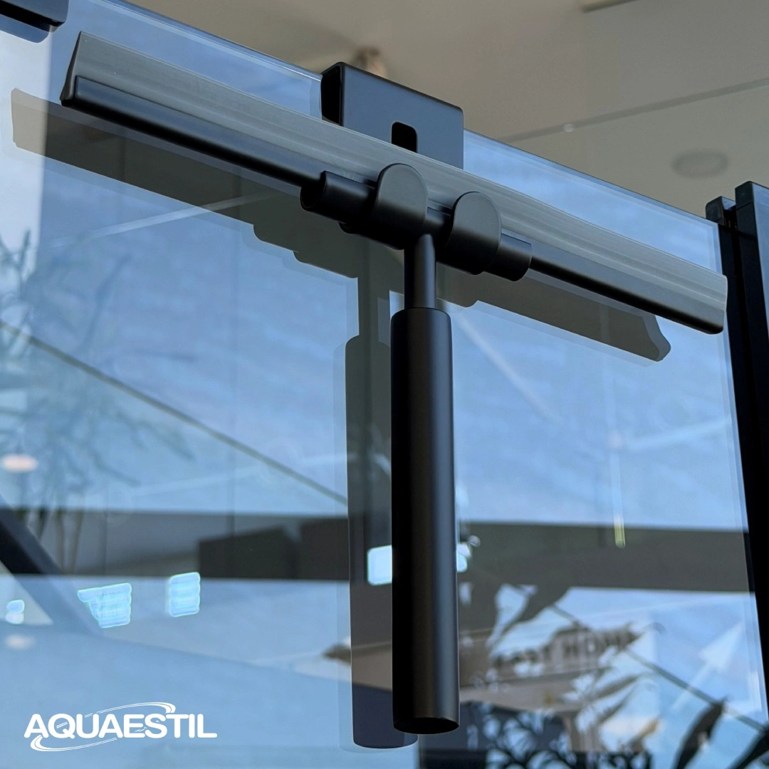 Glass wiper for shower screens